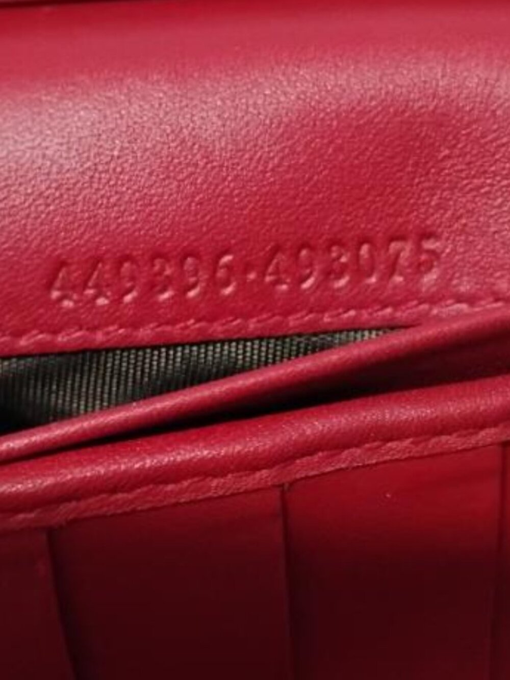 Gucci Wallet Red Micro Guccissima Continental Flap Leather Wallet EUC - Picture 12 of 12